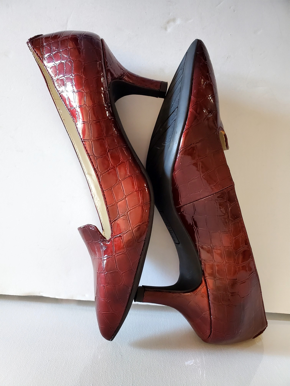 Anne Klein Felice Womens 9M Pointed Toe Kitten Heel Pumps Burgundy Croc New - Picture 10 of 13